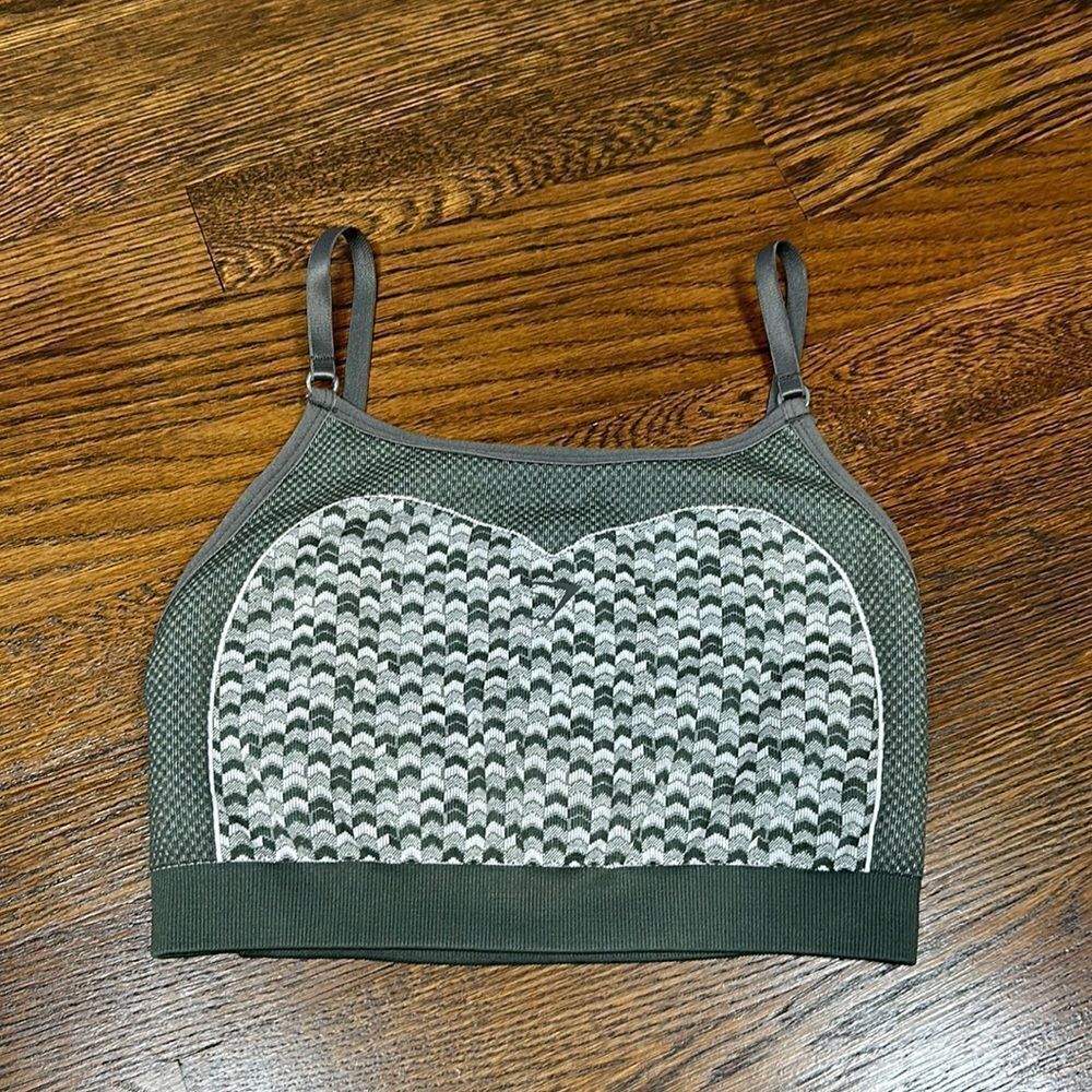 Gymshark Green Sports Bra - Size Medium